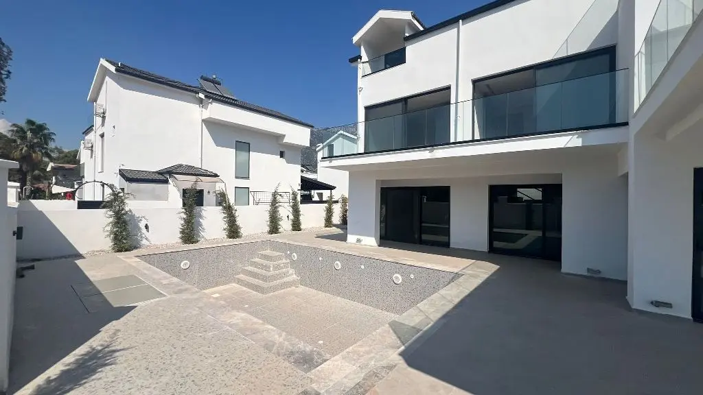 Property in Ovacik